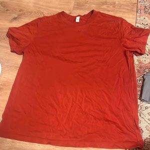 Burnt orange lululemon tee